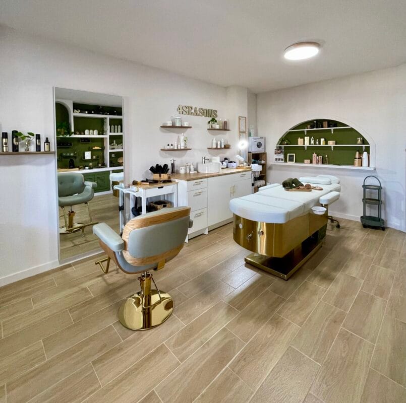 Private beauty treatment at 4 Seasons Boutique in Villamartín